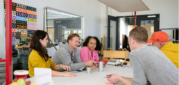 Atelier de design collaboratif d'IDEO